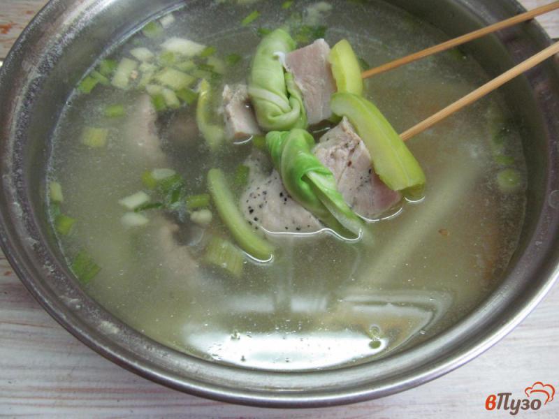 Фото приготовление рецепта: Суп на курином бульоне с шашлычками шаг №5