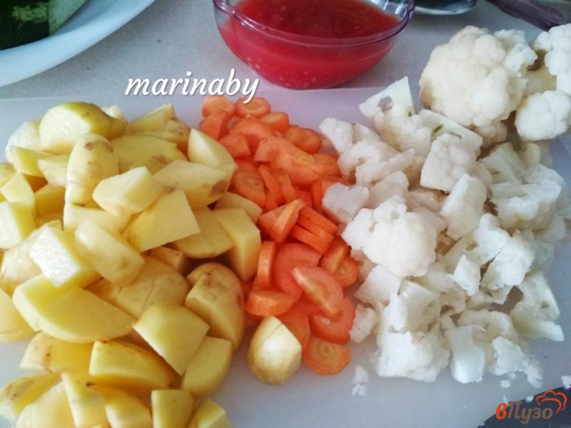 Фото приготовление рецепта: Суп из цветной капусты на бульоне из филе индейки шаг №5