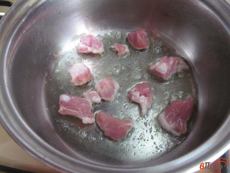 Фото приготовление рецепта: Суп на свинине с овощами и рисом шаг №3