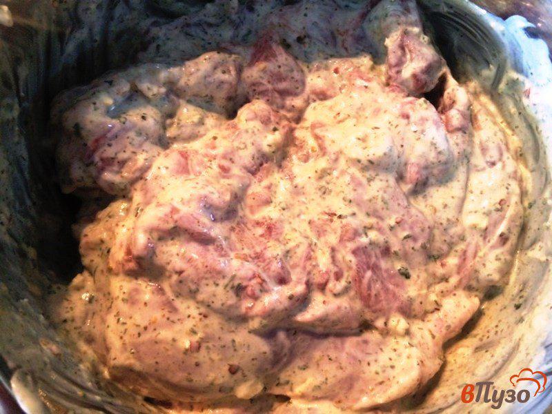 Фото приготовление рецепта: Куриная мякоть бедра  запеченная в маринаде шаг №4
