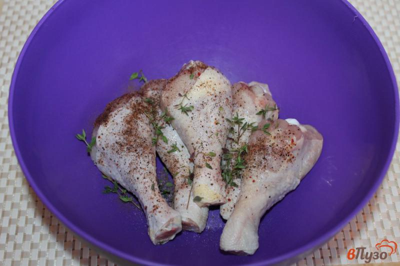 Фото приготовление рецепта: Запеченные куриные ножки в терияки с чесноком и тимьяном шаг №2
