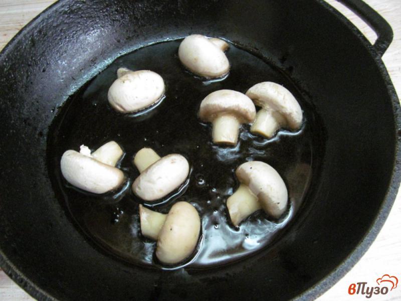 Фото приготовление рецепта: Картофельная корзиночка с грибами шаг №6