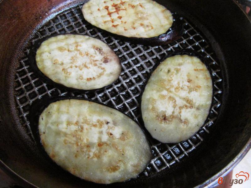 Фото приготовление рецепта: Салат из баклажана и курицы шаг №3