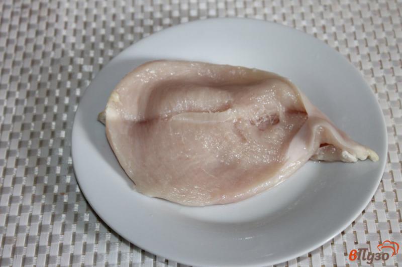 Фото приготовление рецепта: Куриная грудка фаршированная лососем шаг №2