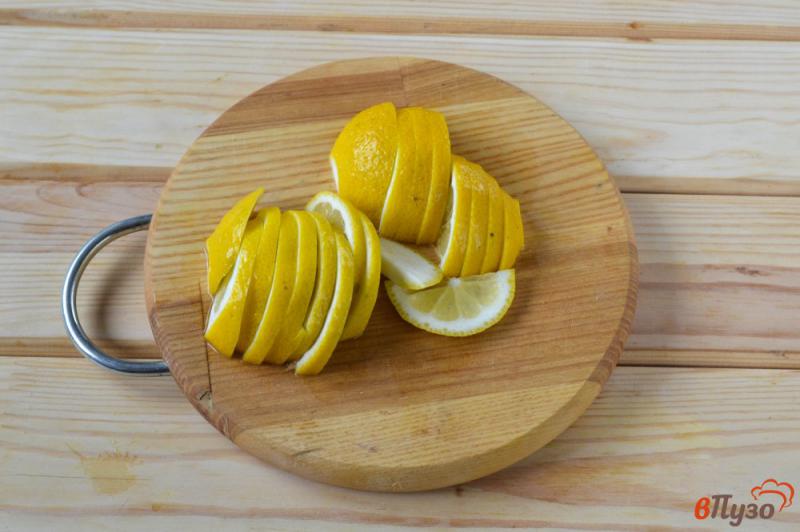Фото приготовление рецепта: Абрикосовый компот с лимоном на зиму шаг №3