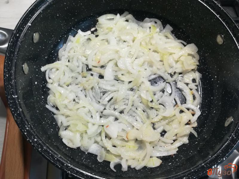 Фото приготовление рецепта: Картофель тушеный с овощами шаг №2