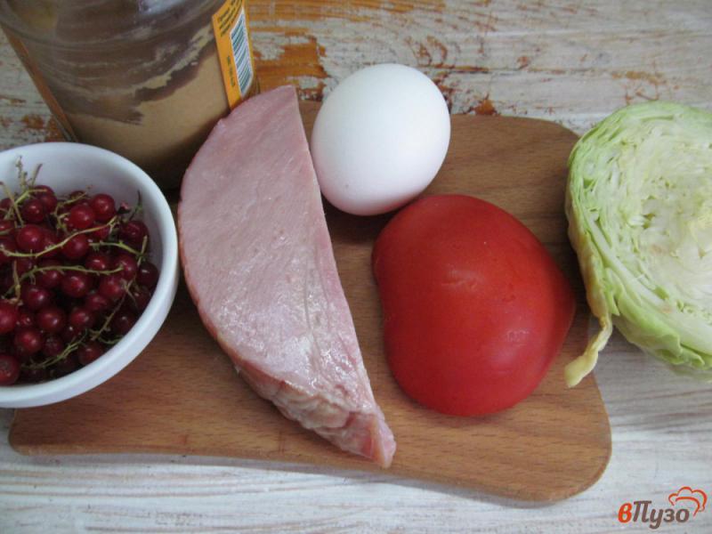 Фото приготовление рецепта: Горячий бутерброд с ветчиной и жареной капустой шаг №1