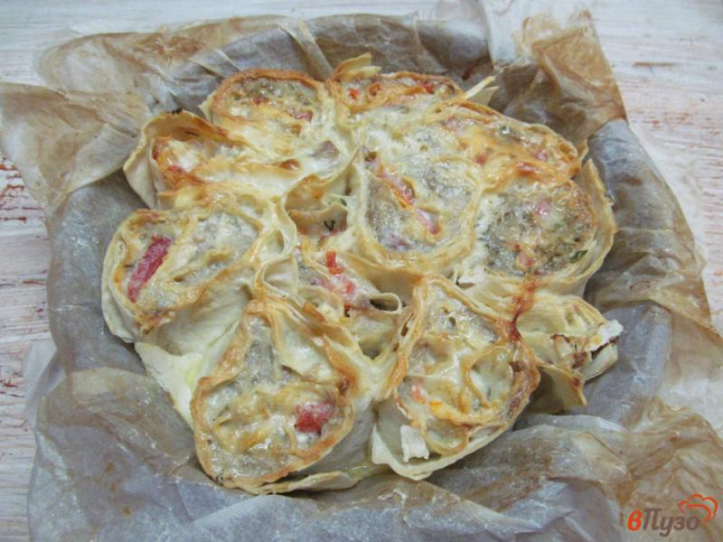Фото приготовление рецепта: Пирог из лаваша с фаршем шаг №9