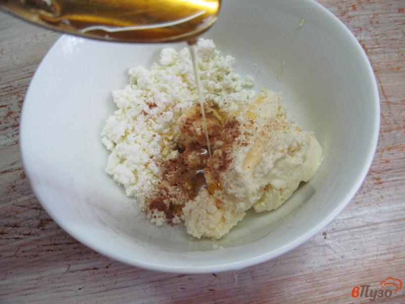 Фото приготовление рецепта: Взбитый творожный крем с абрикосами шаг №3