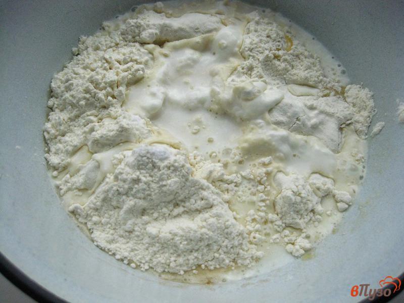 Фото приготовление рецепта: Кексы с сахарной глазурью шаг №5