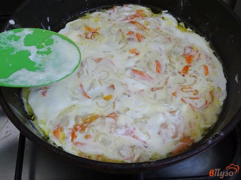 Фото приготовление рецепта: Фасоль стручковая в сметанно- чесночном соусе соусе шаг №6