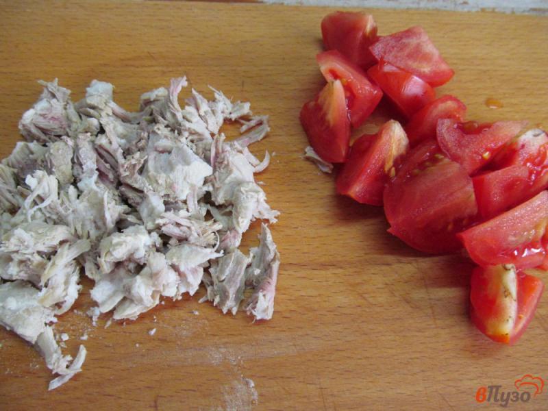 Фото приготовление рецепта: Греческий салат с вареной свининой шаг №1