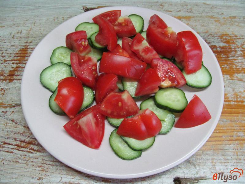Фото приготовление рецепта: Овощной салат под соусом из сельдерея шаг №2