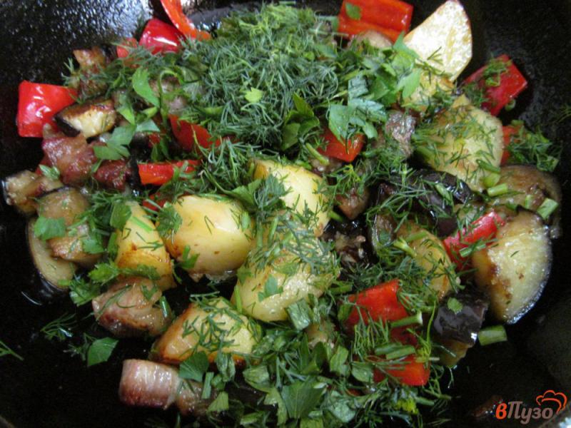 Фото приготовление рецепта: Жареные овощи на свиной пашине шаг №6