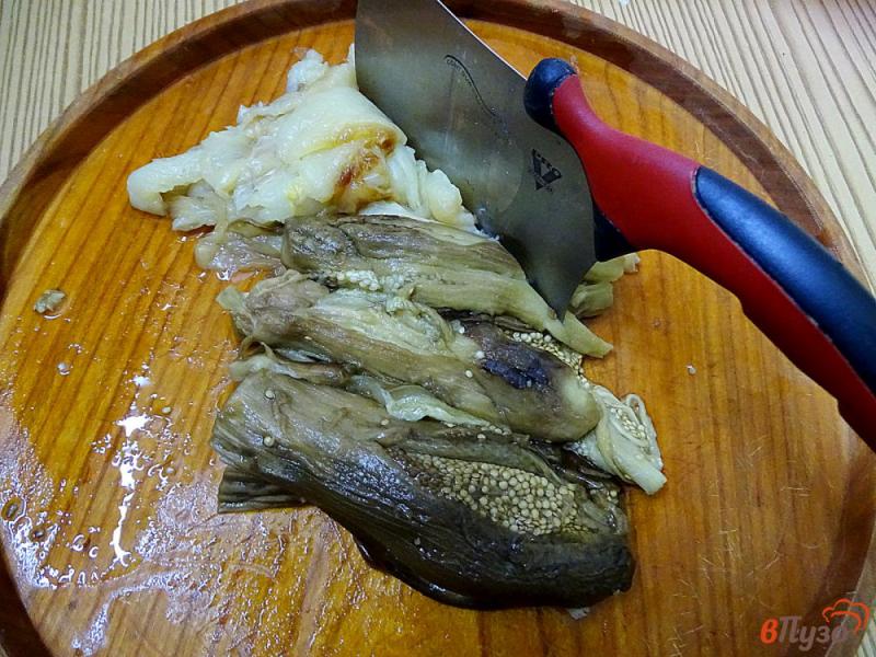 Фото приготовление рецепта: Икра из баклажанов и перца по средиземноморски шаг №3