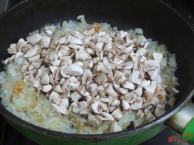 Фото приготовление рецепта: Рулет из лаваша с картофелем и грибами шаг №2