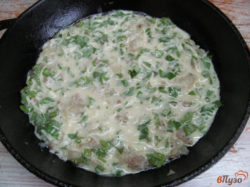 Фото приготовление рецепта: Мясной фарш с картофелем в яйцах шаг №7