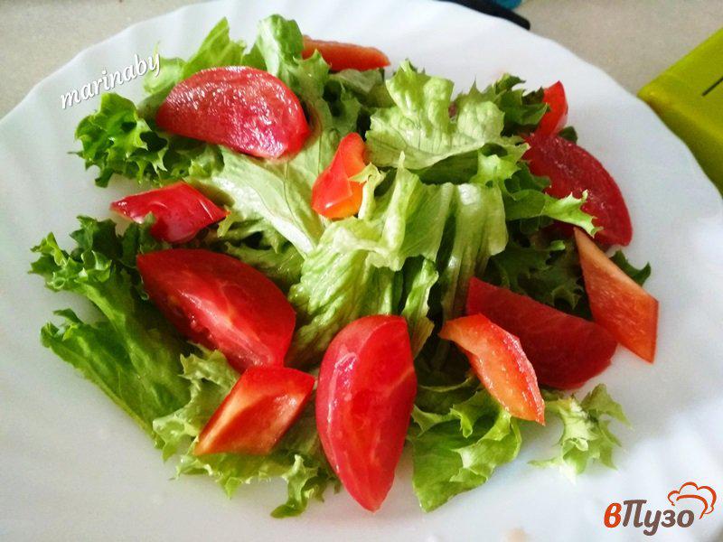 Фото приготовление рецепта: Овощной салат с креветками А ля Цезарь шаг №6