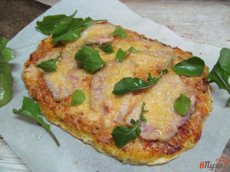 Фото приготовление рецепта: Пицца из цветной капусты шаг №14