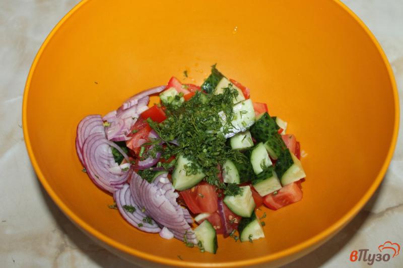 Фото приготовление рецепта: Салат из свежих овощей и сыра моцарелла в соево - кунжутной заправке шаг №1