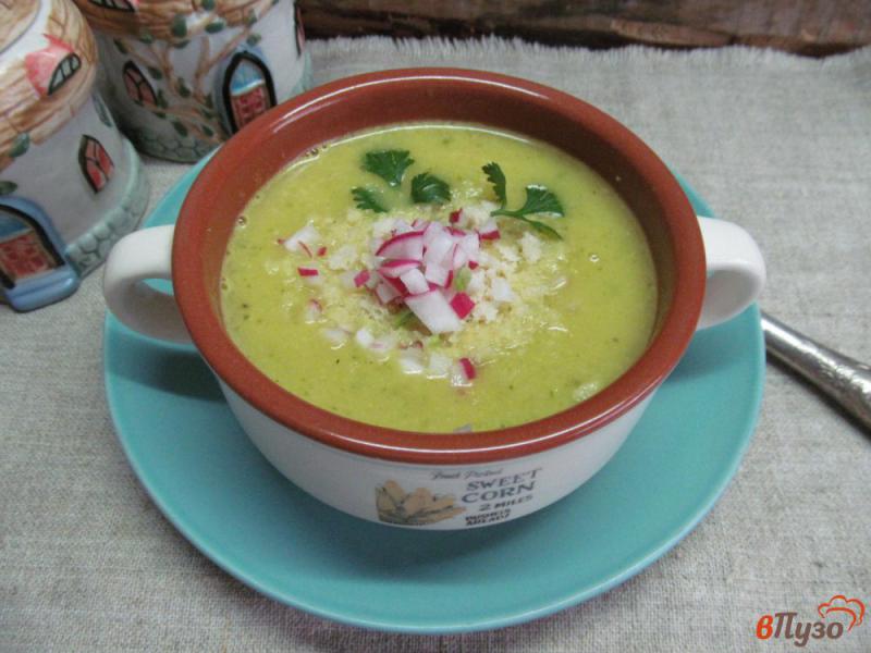 Фото приготовление рецепта: Картофельный крем-суп с редиской шаг №5