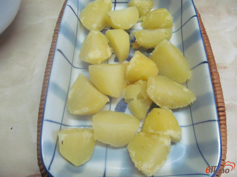 Фото приготовление рецепта: Запеченный картофель «ранчо» шаг №2