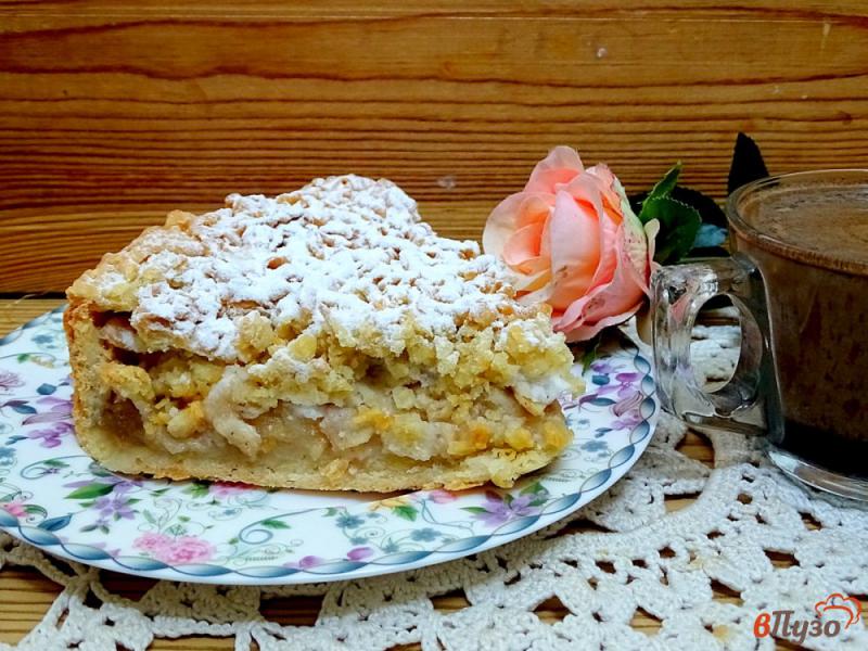 Фото приготовление рецепта: Песочный пирог с яблоками шаг №13