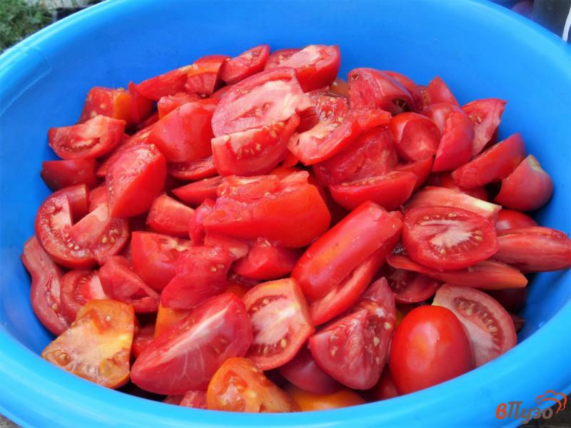 Фото приготовление рецепта: Густой томатный сок на зиму шаг №2