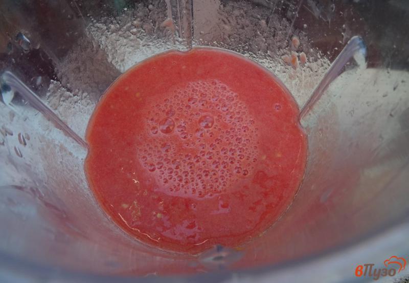 Фото приготовление рецепта: Густой томатный сок на зиму шаг №4
