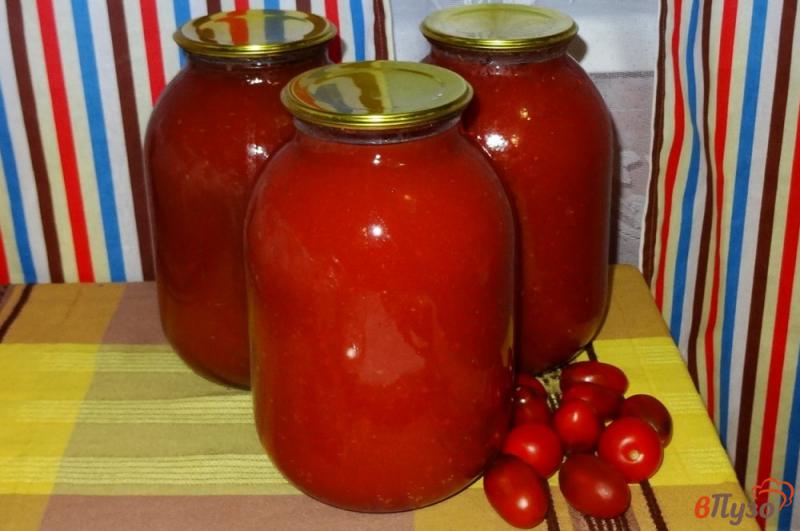 Фото приготовление рецепта: Густой томатный сок на зиму шаг №10