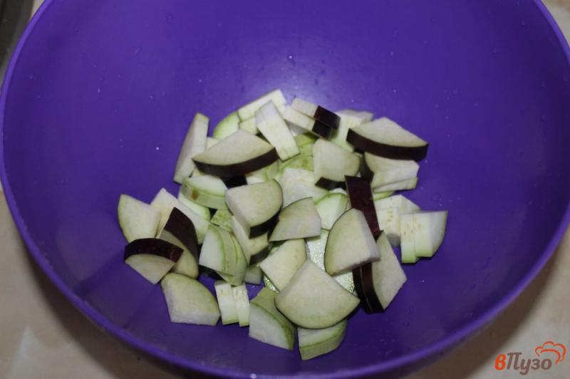 Фото приготовление рецепта: Тушеные осенние овощи в бальзамическом уксусе шаг №2