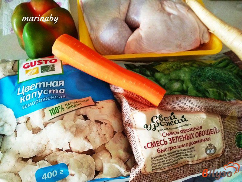 Фото приготовление рецепта: Суп-пюре из овощей и курицы шаг №1