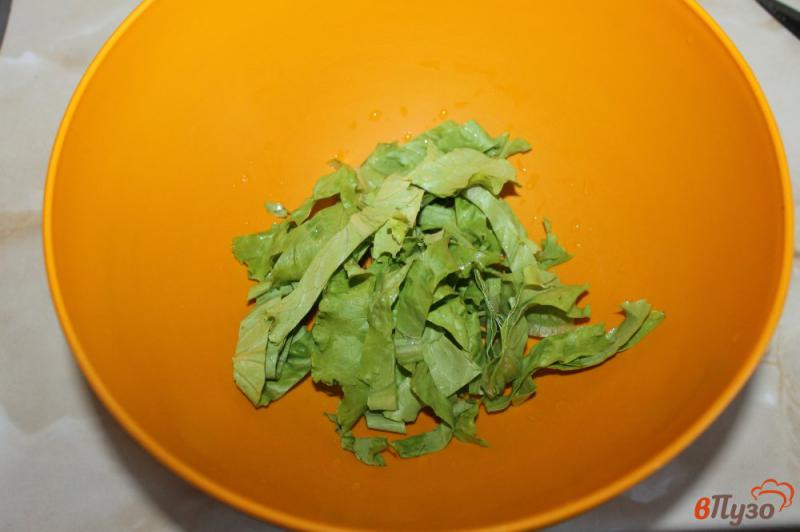 Фото приготовление рецепта: Салат из помидоров и брокколи под кунжутной заправкой шаг №1