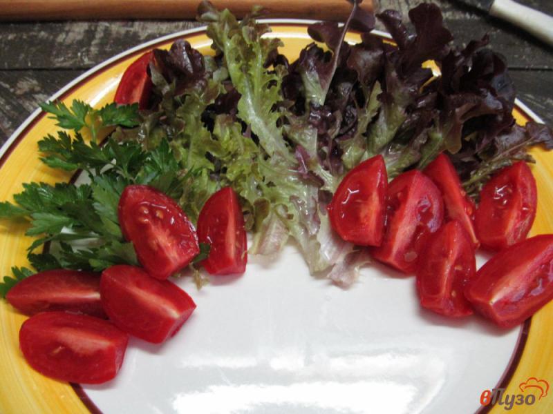 Фото приготовление рецепта: Теплый картофельный салат с жаренным баклажаном шаг №1