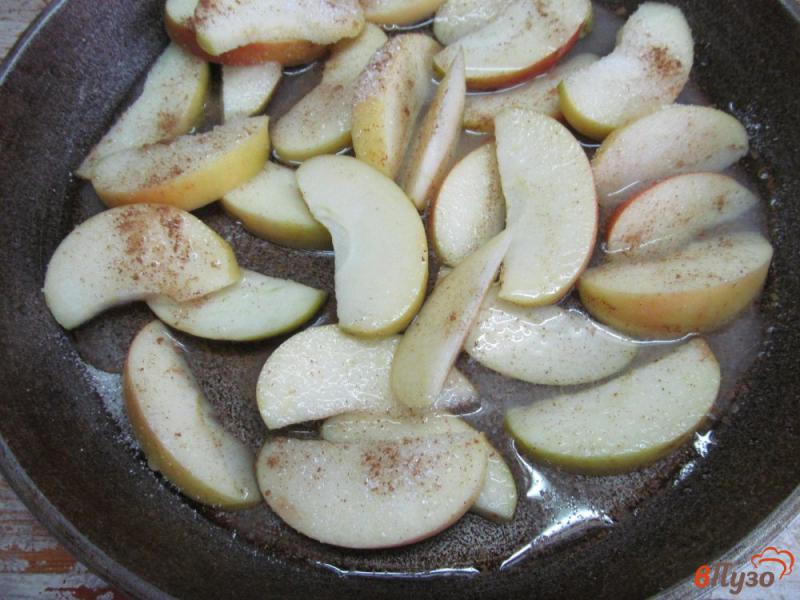 Фото приготовление рецепта: Тарт татен с яблоками и малиной шаг №2