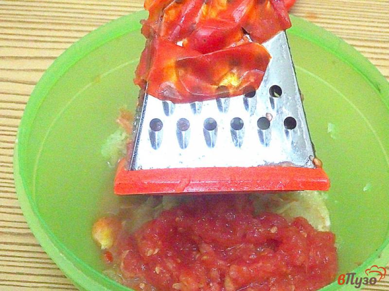 Фото приготовление рецепта: Куриные котлеты в томатном соусе шаг №6