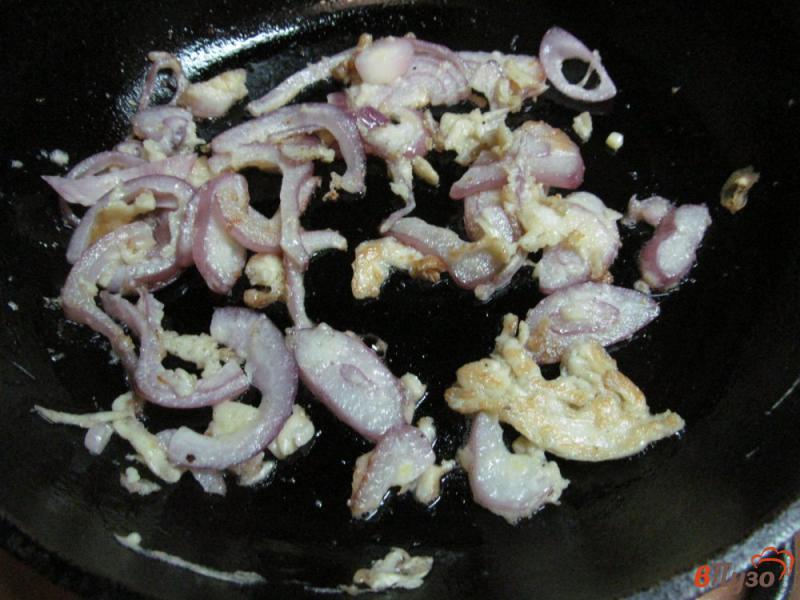 Фото приготовление рецепта: Грибы в кляре с картофелем шаг №6