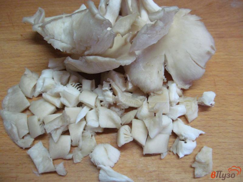 Фото приготовление рецепта: Салат из перловки с грибами шаг №1