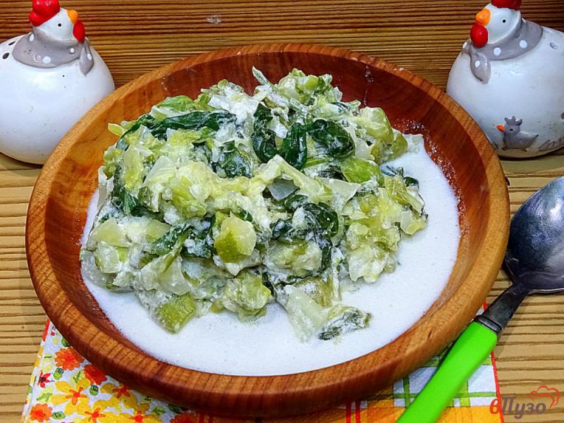 Фото приготовление рецепта: Гарнир из капусты, кабачка и шпината шаг №8