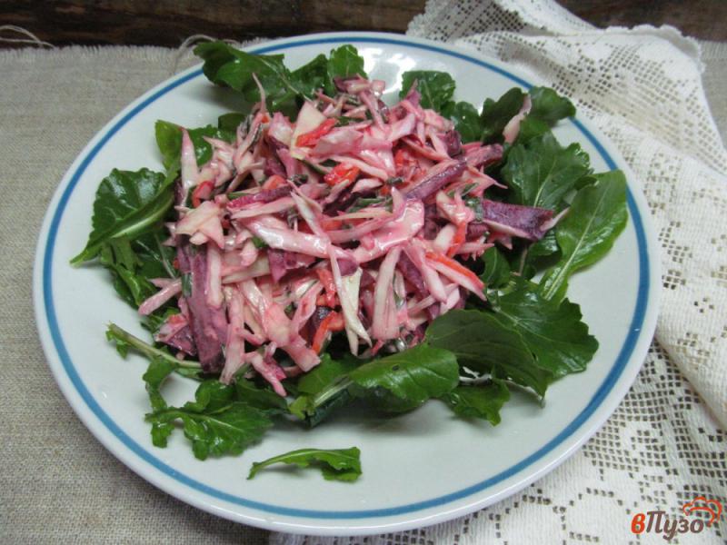 Фото приготовление рецепта: Салат из капусты и свеклы шаг №4
