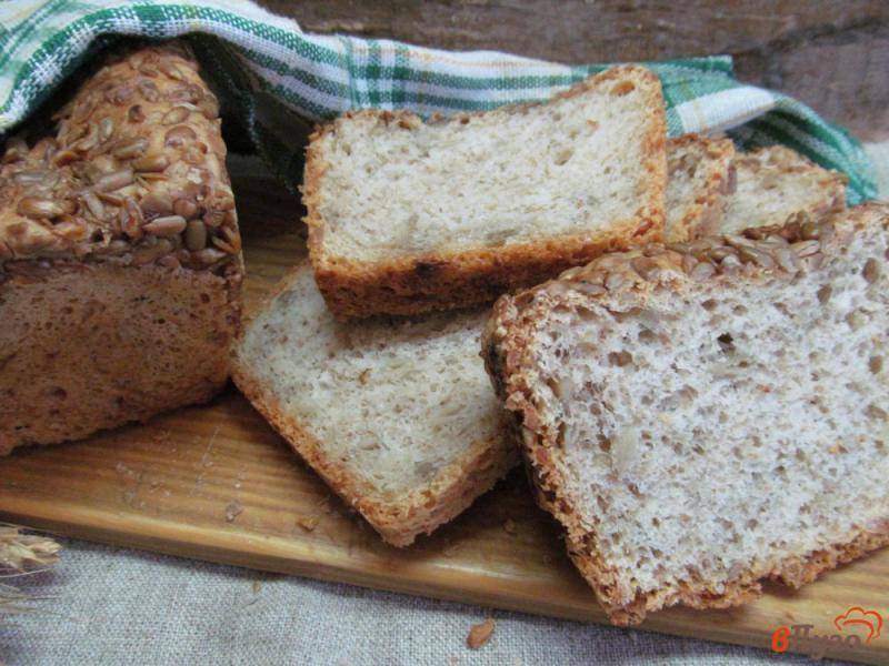 Фото приготовление рецепта: Хлеб с подсолнечными семечками шаг №11