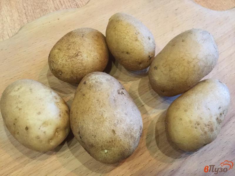 Фото приготовление рецепта: Запеченный картофель со специями шаг №1