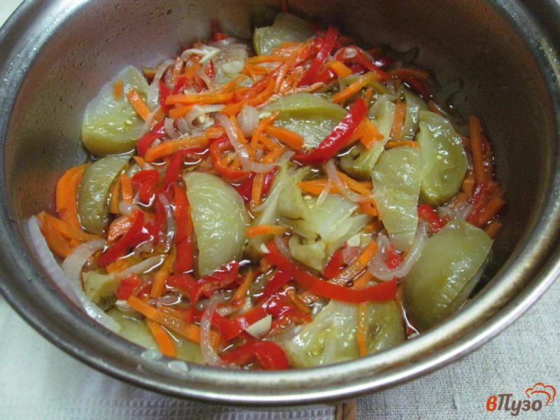 Фото приготовление рецепта: Салат из зеленых помидоров шаг №6