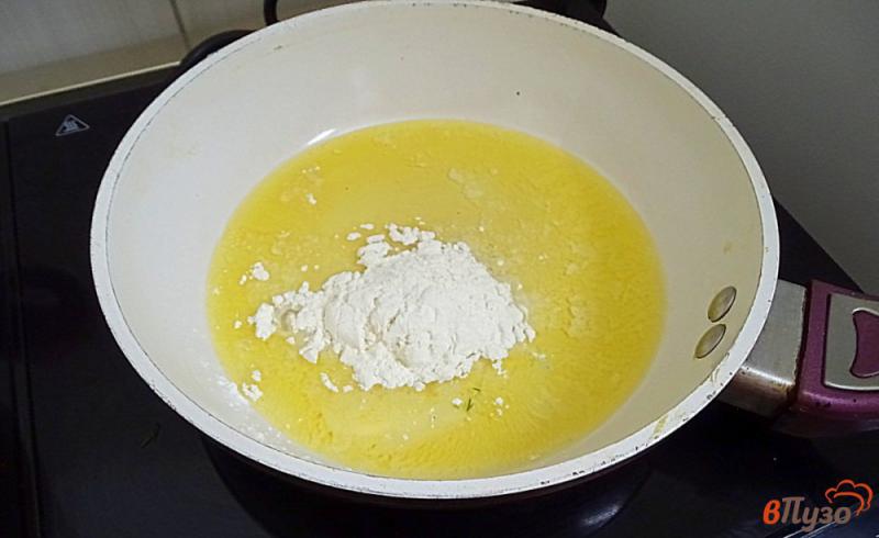 Фото приготовление рецепта: Капуста романеско с сырным соусом шаг №3