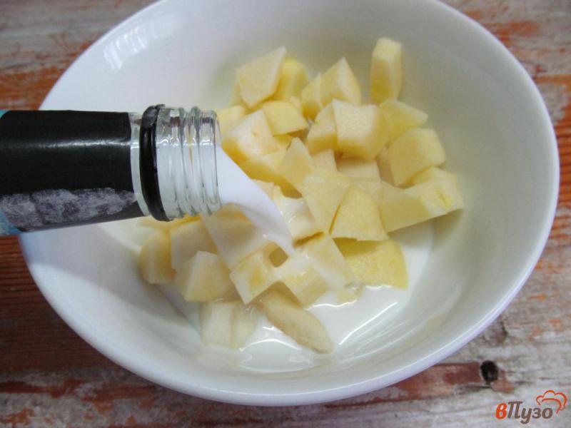Фото приготовление рецепта: Зимний фруктовый салат с ликером шаг №2