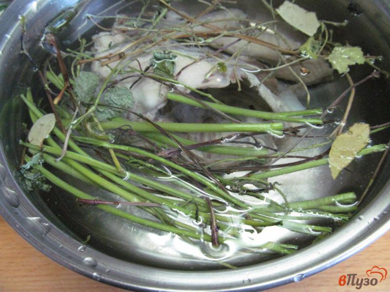 Фото приготовление рецепта: Суп из квашеной капустой и пшеном шаг №1