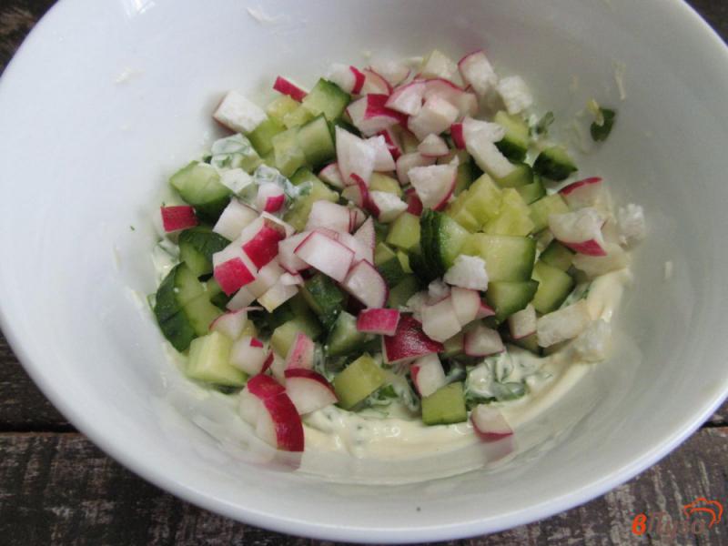 Фото приготовление рецепта: Овощной салат с яйцами шаг №3