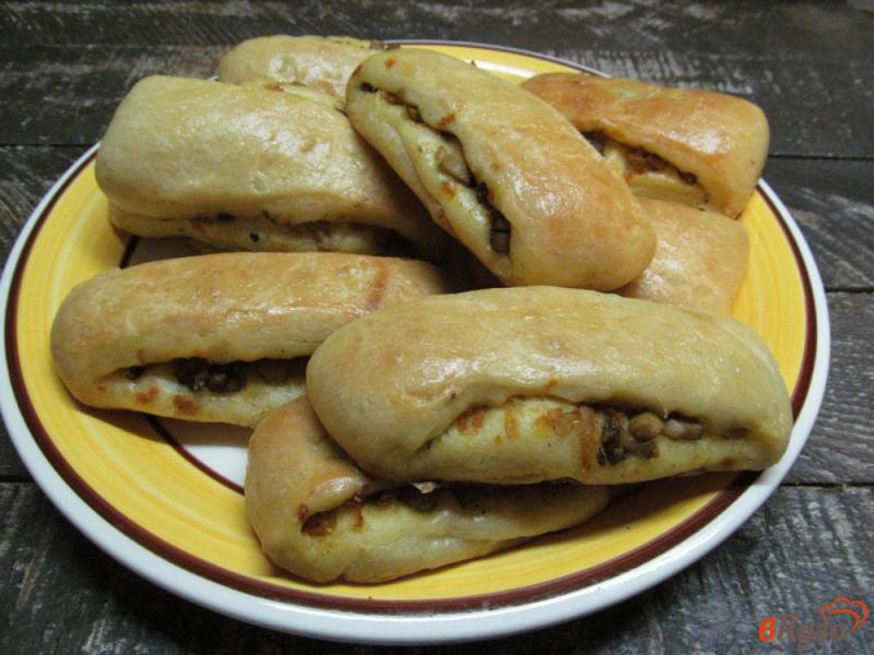 Фото приготовление рецепта: Картофельные пирожки с шампиньоном шаг №13