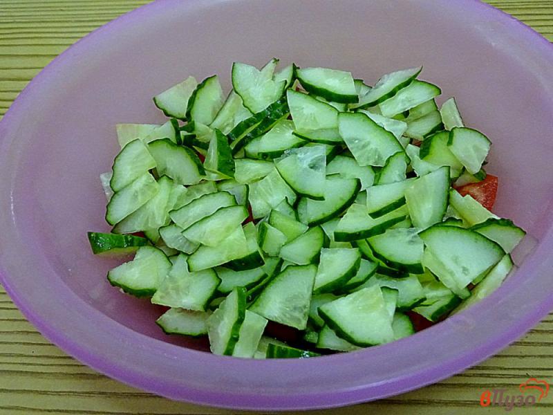 Фото приготовление рецепта: Овощной салат с творогом шаг №3