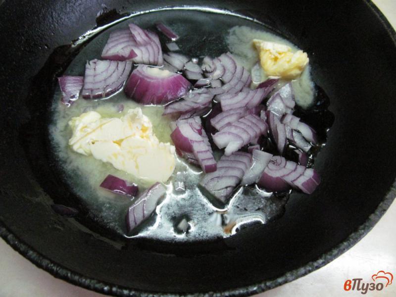 Фото приготовление рецепта: Яйца с картофелем и щавелем шаг №1